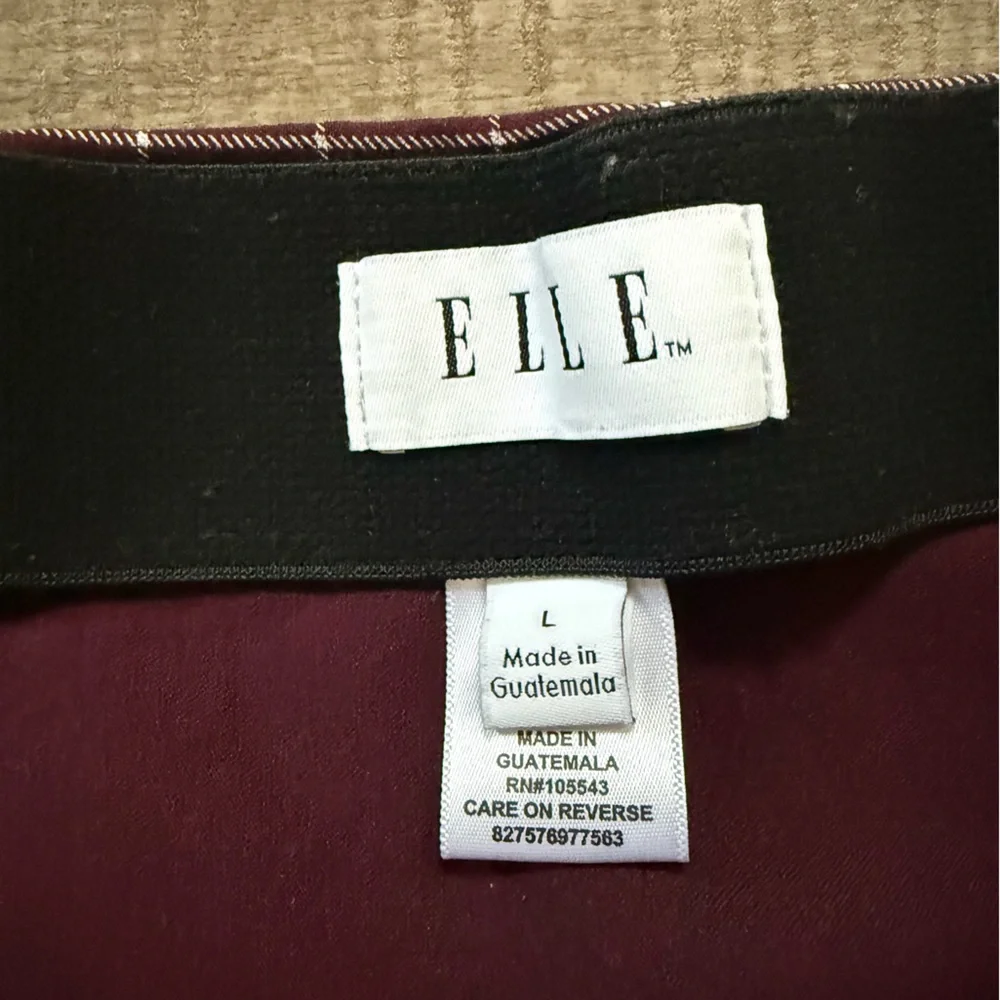 Elle Burgundy Windowpane Plaid Pencil Skirt | Classic Workwear Office | Large - Picture 3 of 3